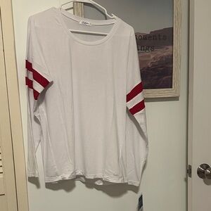 NWT Size Large NUYU State of Mind White and Red Cardinals Long Sleeve Tshirt